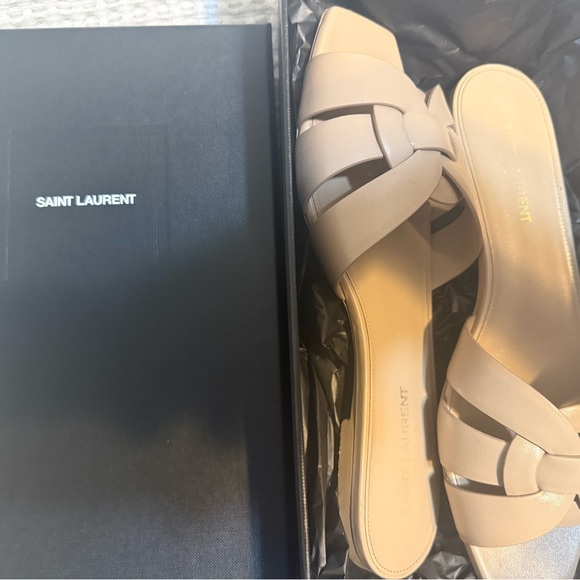 Saint Laurent Nude Women's Sandals - Picture 4 of 5